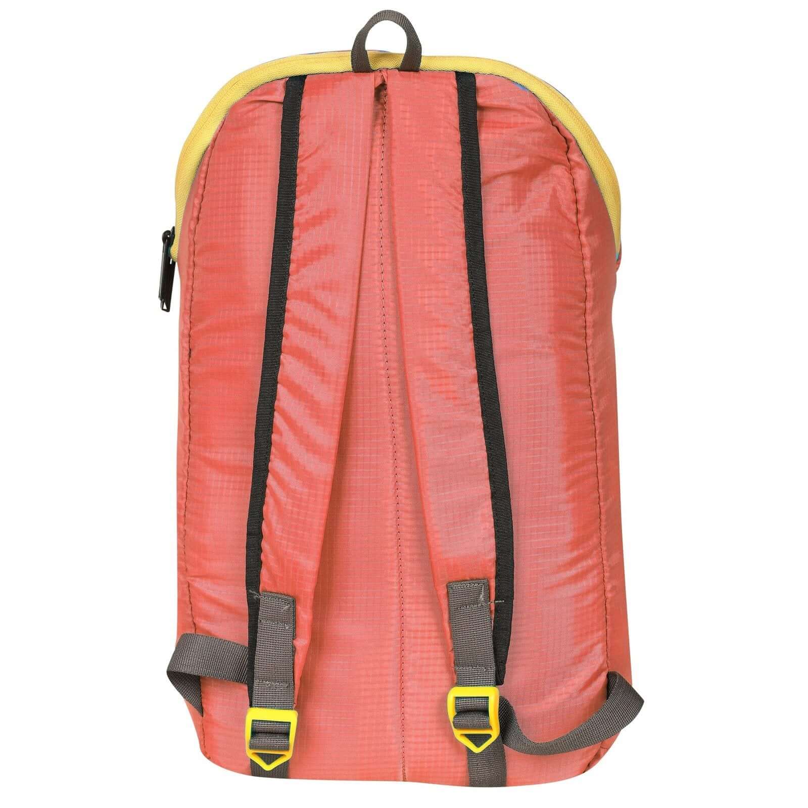 GAMA Cycling Bag Black 11 Liters with adjustable straps and padded back for comfortable cycling.